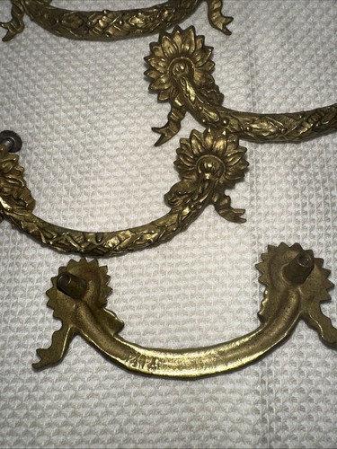 4 verzierte Vintage #414 Messing & Metall Schubladen Schrankgriffe - Bild 3 von 5