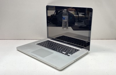 Apple MacBook Pro シルバー！モデル・A1286！