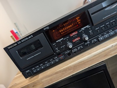 TASCAM CC-222SL MKII CD Recorder Cassette Deck Combo Black MP3 CD