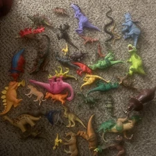 Large Mixed Lot of 41 Vintage Dinosaurs Lion animals Toys Figures 3” To 9” Dinos