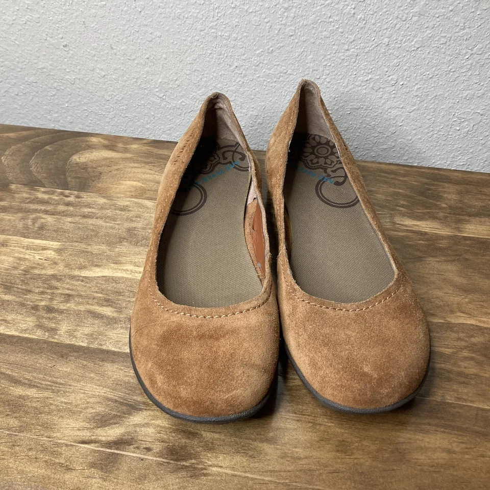 Zapatos planos informales de ballet Merrell Avesso de gamuza marrón roble J56340 para mujer 7 Foto 2 de 4