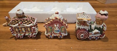 Vtg Fitz & Floid Christmas Village House Gingerbread Cookie Candy Country Train