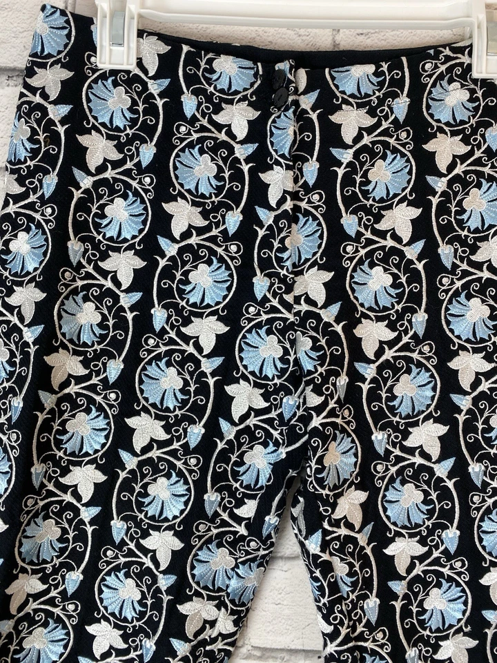 CJ Laing Blue Floral Embroidered Crop Pants Size 2 Fully Embroidered - Image 2 of 4