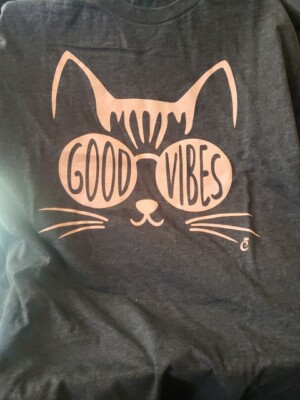 Cat Lady Tshirt Good Vibes Gray Short Sleeve XL Crew Neck