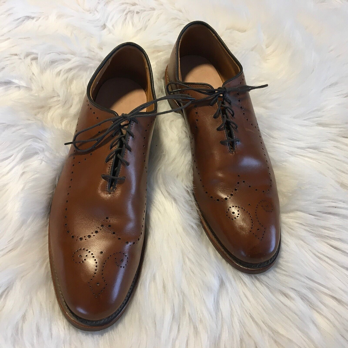 Allen Edmonds Fairfax Oxford size 11 Allen Edmonds Fairfax Perforated Leather Dress Shoes 11D main image 3