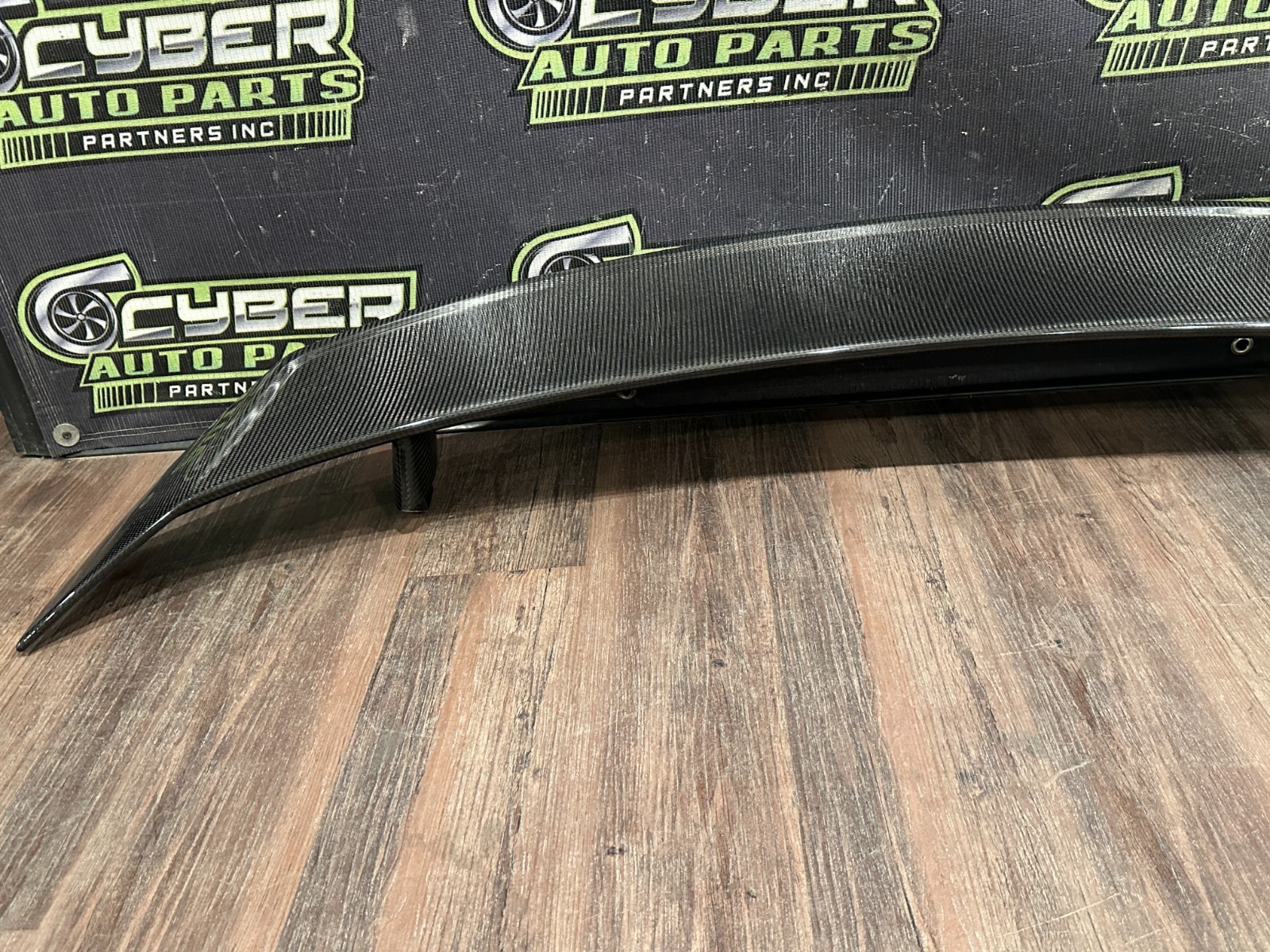 2017-2018 AUDI R8 CARBON FIBER SPOILER WING GENUINE OEM *HAS FULL PPF*
