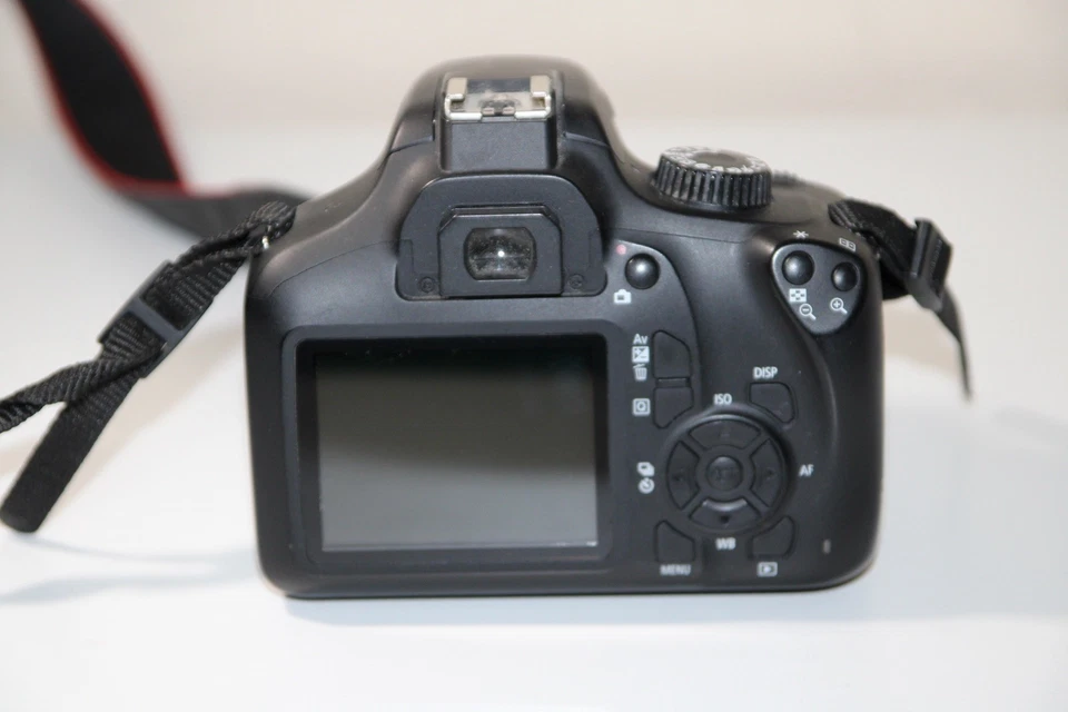 Canon EOS 4000D, foto 3 di 5