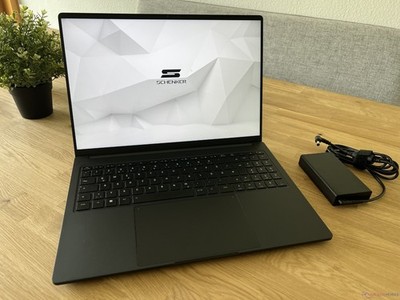 SCHENKER Vision 16 Pro M23 RTX 4070 i7-13700H 16GB 1TB SSD 240Hz