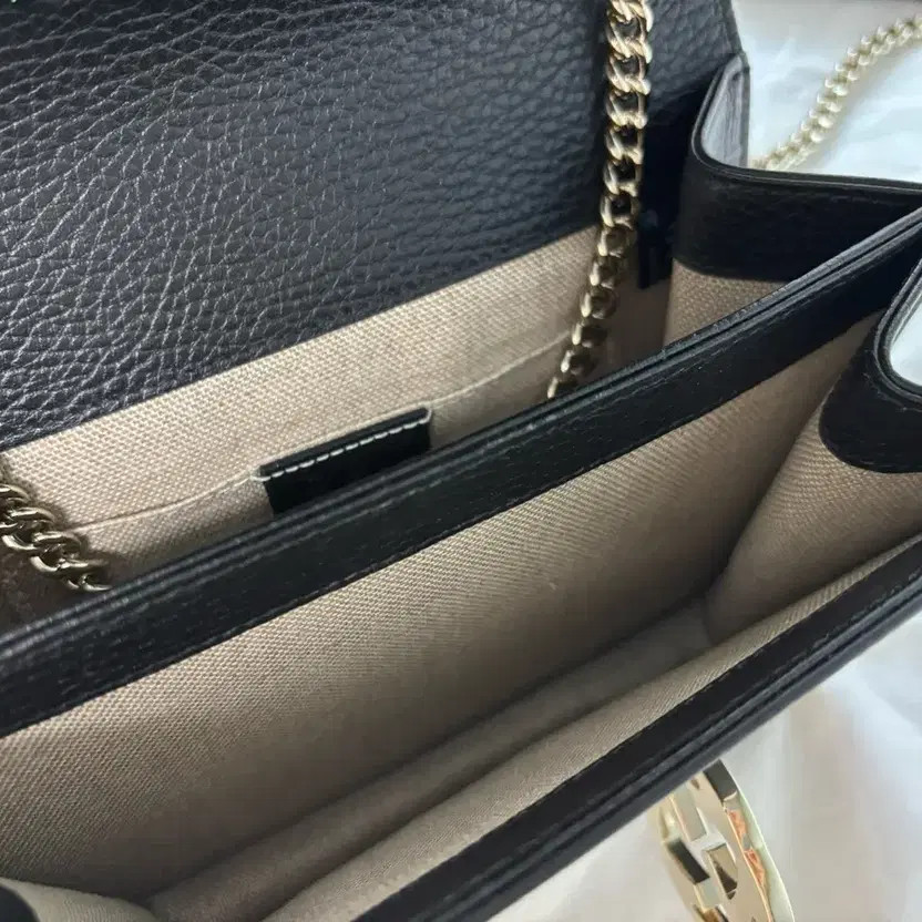 Gucci Interlocking Black Chain Small Crossbody Ba… - image 3