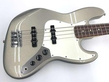 Guitare basse électrique FENDER MEXICO PLAYER JAZZ BASS SILVER