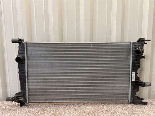 RENAULT SCENIC X95 2013-2016 - Water Coolant Radiator 214105150R
