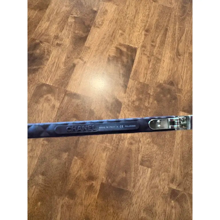 Chanel Interlocking CC Logo Aviator Sunglasses - image 6