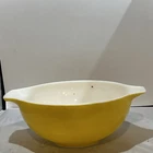 PYREX Daisy Yellow Cinderella Nesting Mixing Bowl 443 2 1/2 QT Sunflower Vintage