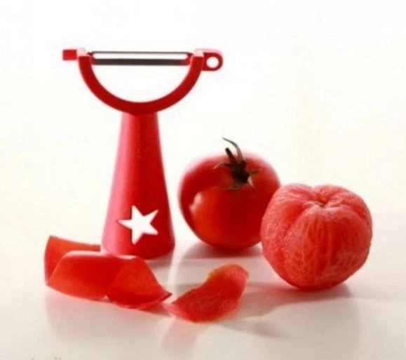 Tupperware Vegetable Potato Peeler Horizontal Blade Raspberry Red
