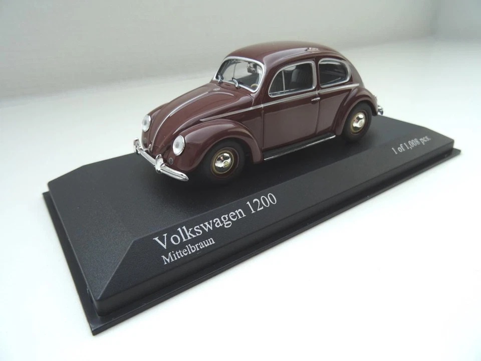 Volkswagen VW Käfer 1200 Ovali Modellino Auto Minichamps 1:43 Braun 430052106 - Immagine 2 di 4