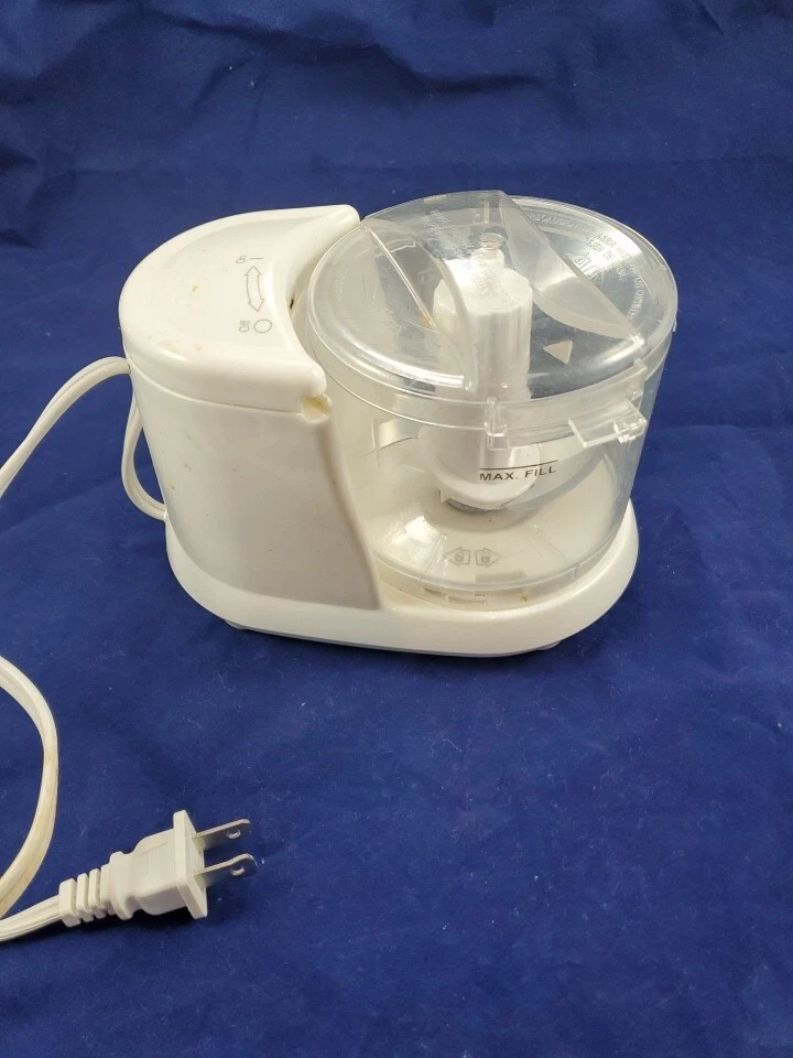 Mini picadora de alimentos y verduras Proctor-Silex 7250 cuenco apto para lavavajillas blanco Foto 2 de 4