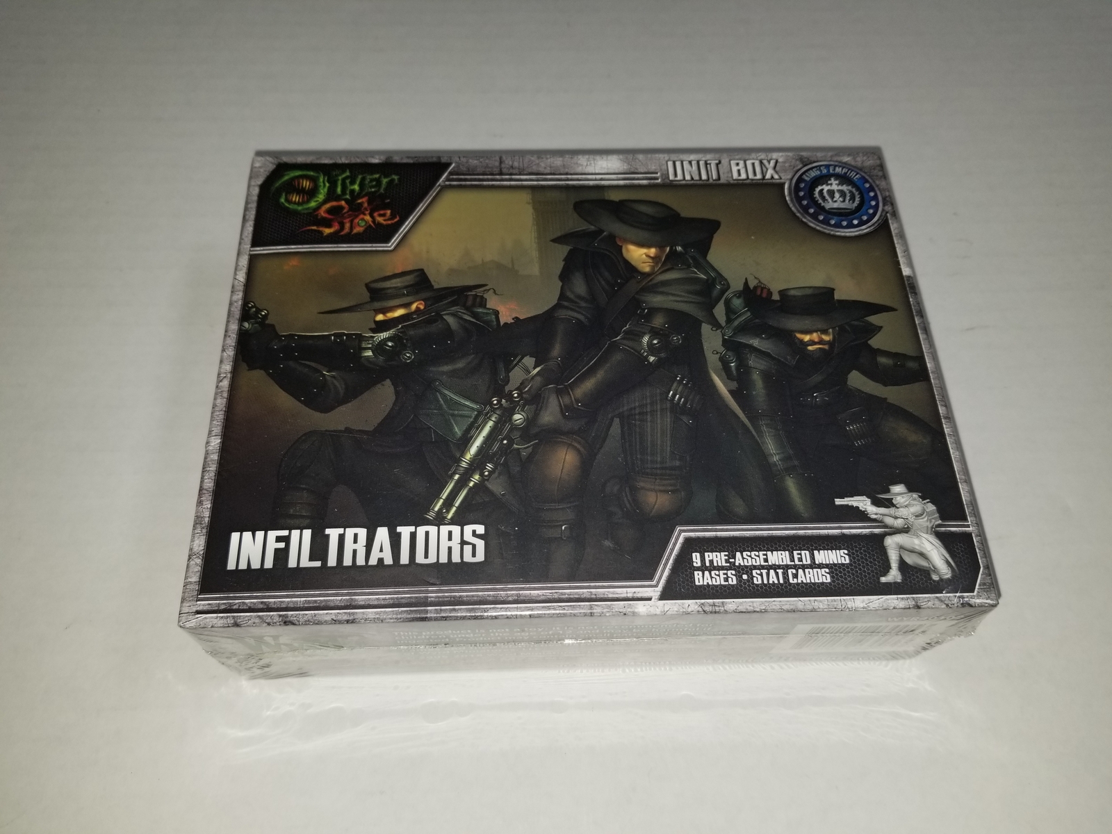 Другая сторона: Инфильтраторы Империи Королей WYR40102 Совершенно новые, ЗАПЕЧАТАННЫЕ