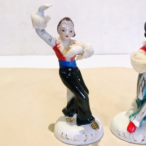 Dresden Art Lace Figurine Couple Dancing 5” Japan Estate Sale Separate 2 Pieces - Picture 3 of 10