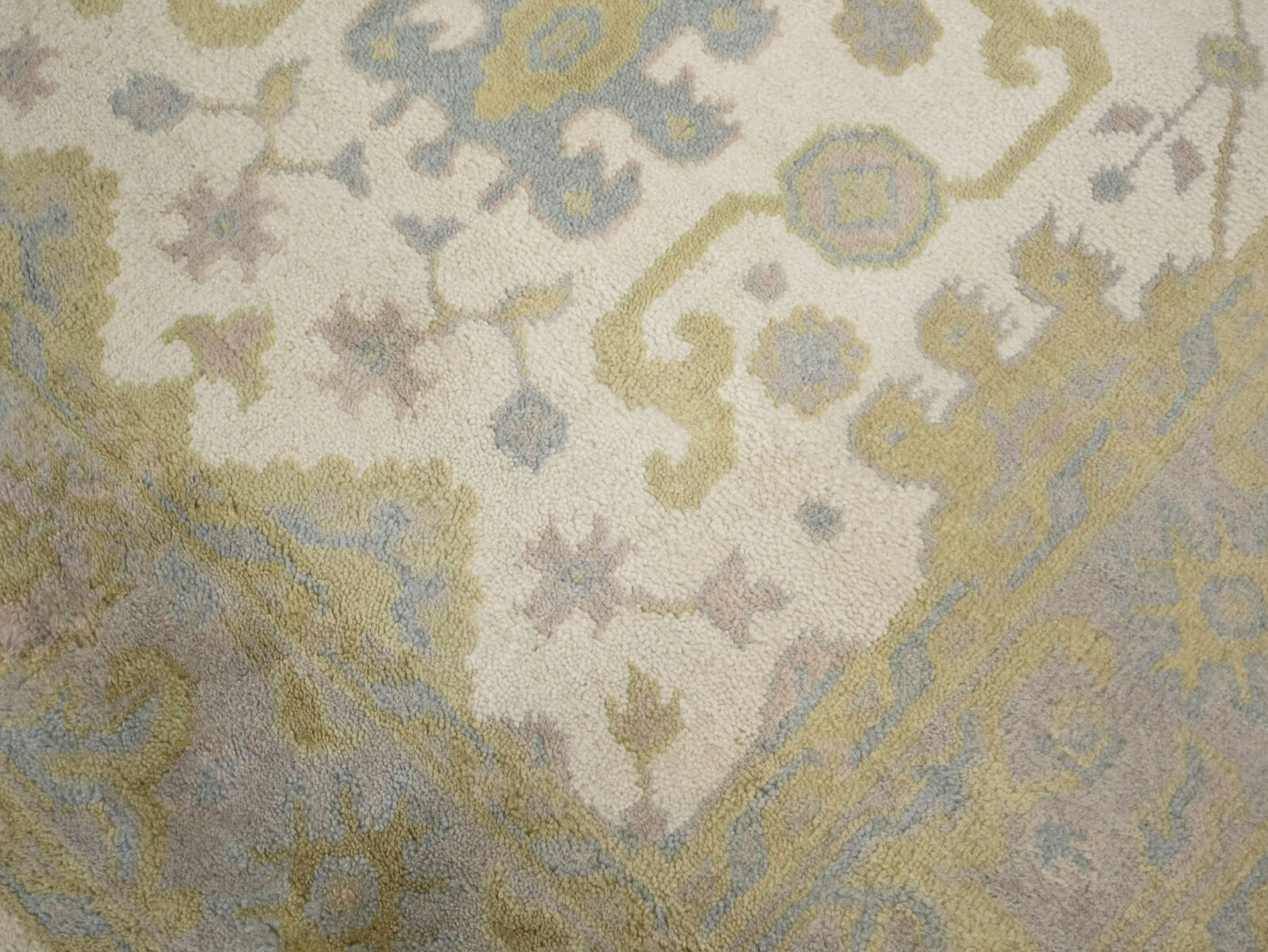 Foto 11 di 12