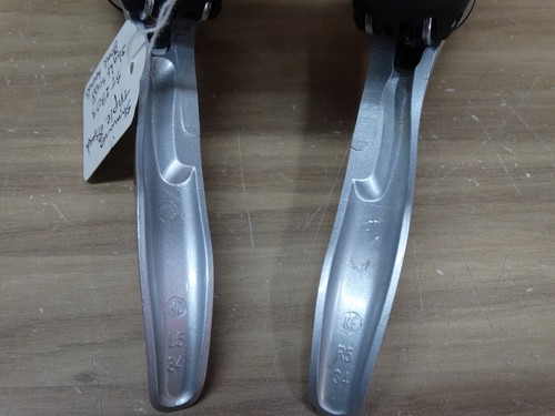 SHIMANO CLARIS TRIPLE 8 SPEED SHIFTERS ST 2303 very good - Picture 6 of 8