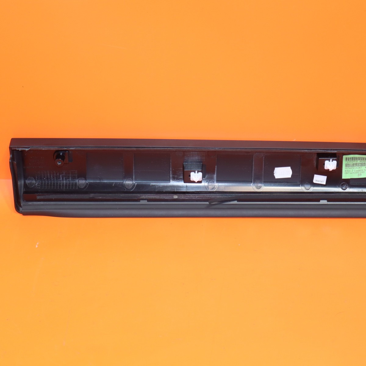 Rolls-Royce Cullinan 2017-2021 Rear Right Body molding P/N 51137448584