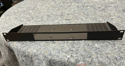Control4 1U Rack-Mount Shelf for a Single HC-250 Controller