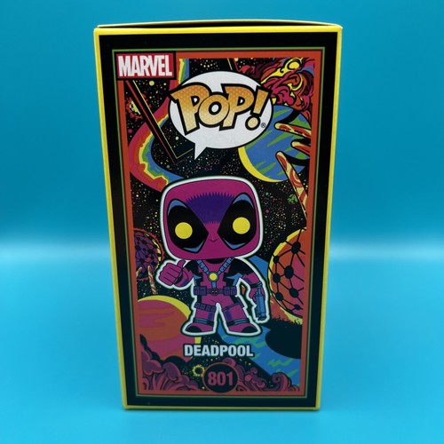 Funko Pop! MARVEL Deadpool #801 TARGET Exclusive BLACKLIGHT - Picture 5 of 8