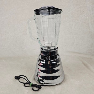 Vintage Osterizer Oster Classic Blender 564A Silver Chrome Beehive
