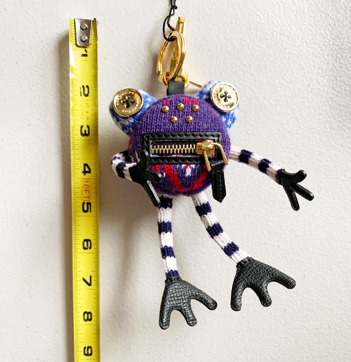 小物 BURBERRY FROG CHARM Frog Charm Necklace in Gold/multicolour - Women | Burberry