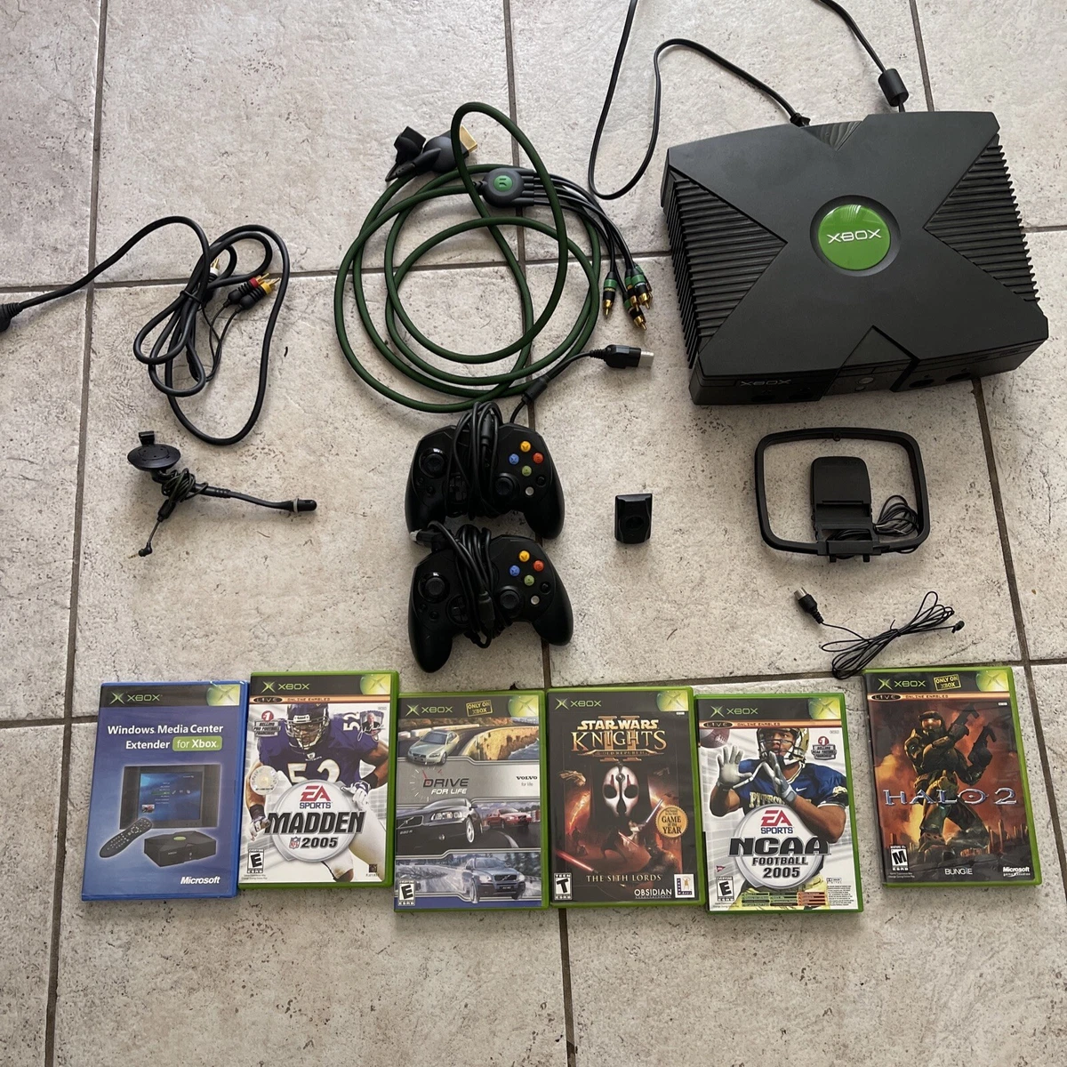Original XBOX Console W REMOTES GAMES ACCESSORIES GEN 1