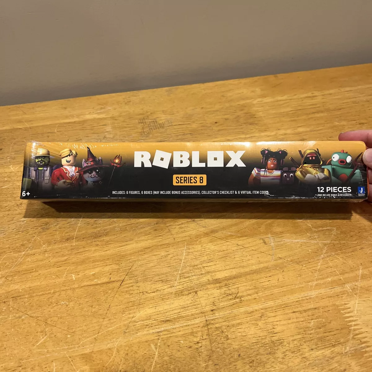 Roblox Action Collection - Series 9 Mystery Figure Six Pack [Includes 6  Figure, 6 Boxes, May include Bonus Accessories, Collector's Checklist & 6  Virtual Item Codes] 