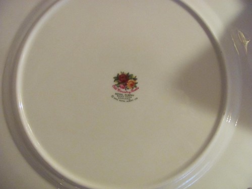 Vintage Royal Albert Old Country Roses Dinner Plate - Picture 3 of 4