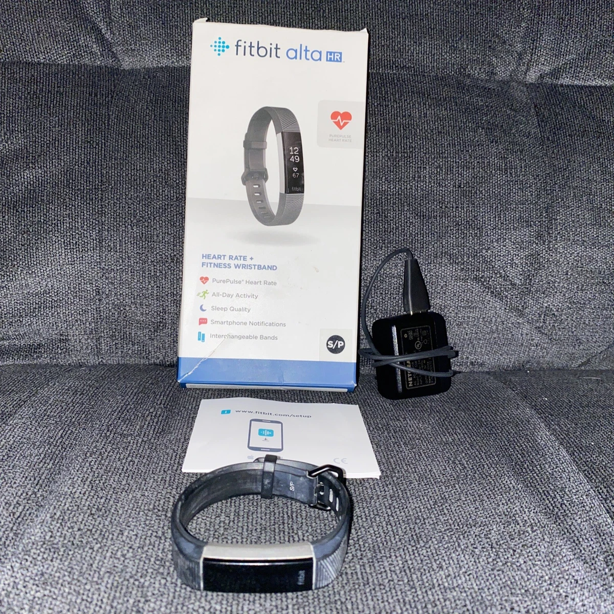Fitbit Alta HR FB408SBKS Fitness Wristband Heart Rate Tracker