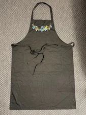 Chef Apron, Black, Field Flower Cornflower Embroidery, Pocket In the front NEW