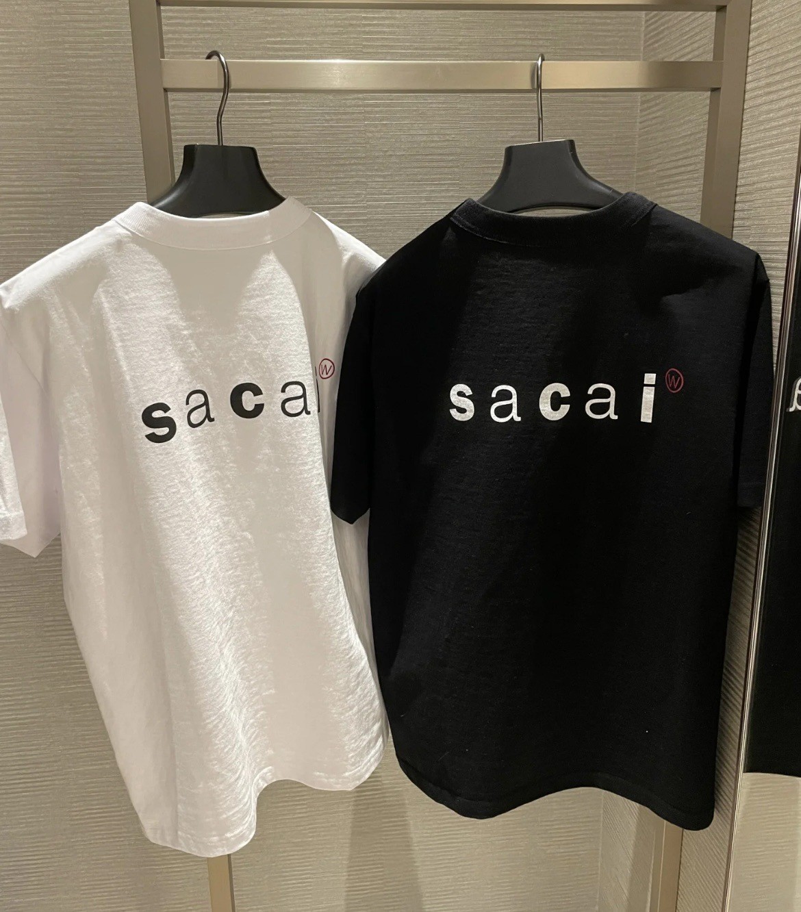 SACAI X NIKE T shirt maglietta manica corta sportiva tempo libero cotone stampa lettere Sacai nuova