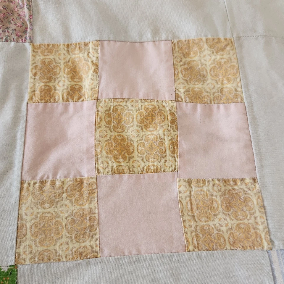 复古手工九布贴被子拼布花卉多色 47 x 65 旗子 — 第 4/4 张图片