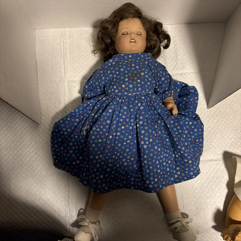 Muñeca Ojos Dormitorios Sin Marca con Dientes Antigua De Colección Plástico Duro Con Cuerpo Suave. Foto 4 de 4