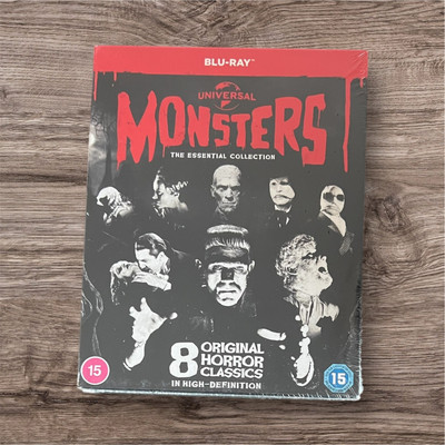 Universal Classic Monsters The Essential Collection BLU-RAY Box Set BRAND NEW
