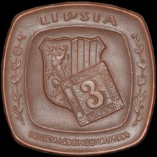 LEIPZIG / SACHSEN: Braune Keramik-Medaille 1954. LIPSIA BRIEFMARKENSCHAU 1954.