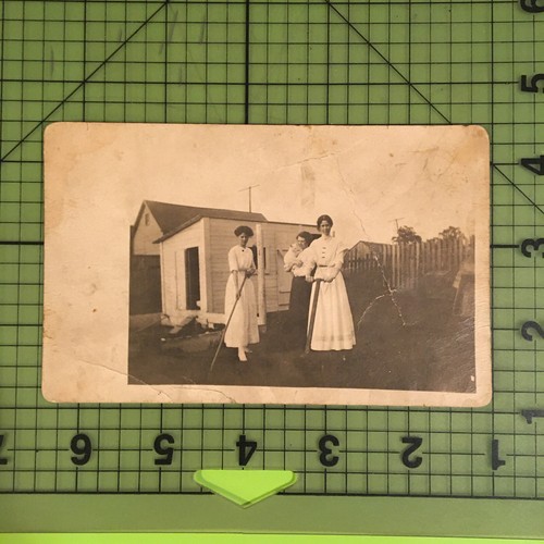 Vintage Black & White Photo, family heirloom picture, White Border, 3.5” x 5.5” - Picture 3 of 4