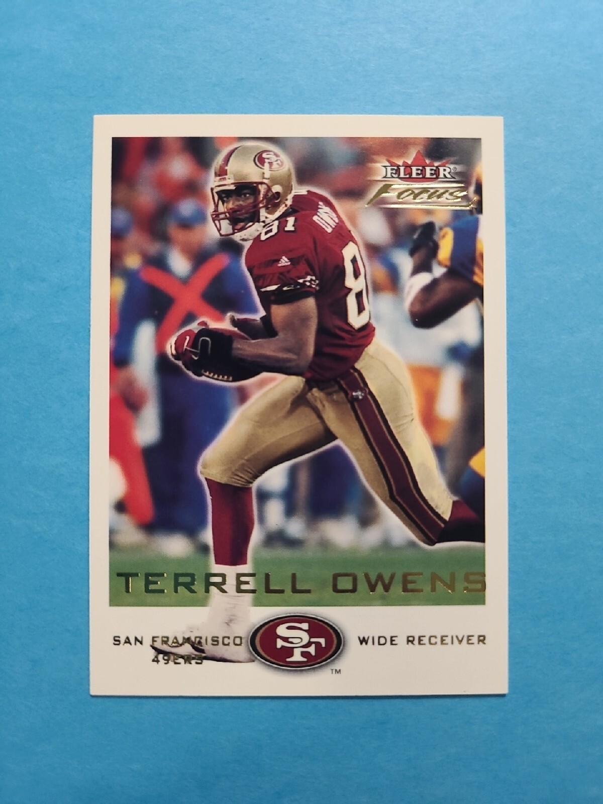 TERRELL OWENS 2000 FLEER FOCUS FOOTBALL CARD # 175 G4556