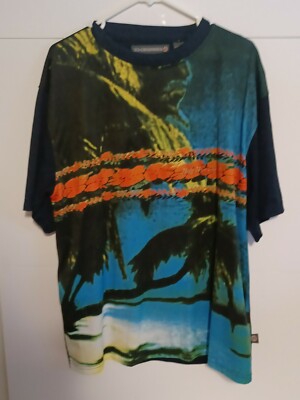 33 - Degrees Hawaiian Style T-Shirt   Black Size XL