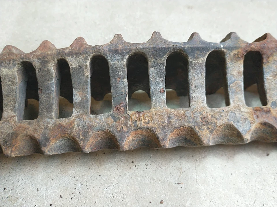 Wedgewood Vintage Stove Part Coal Grate White Beauty - Image 3 of 3