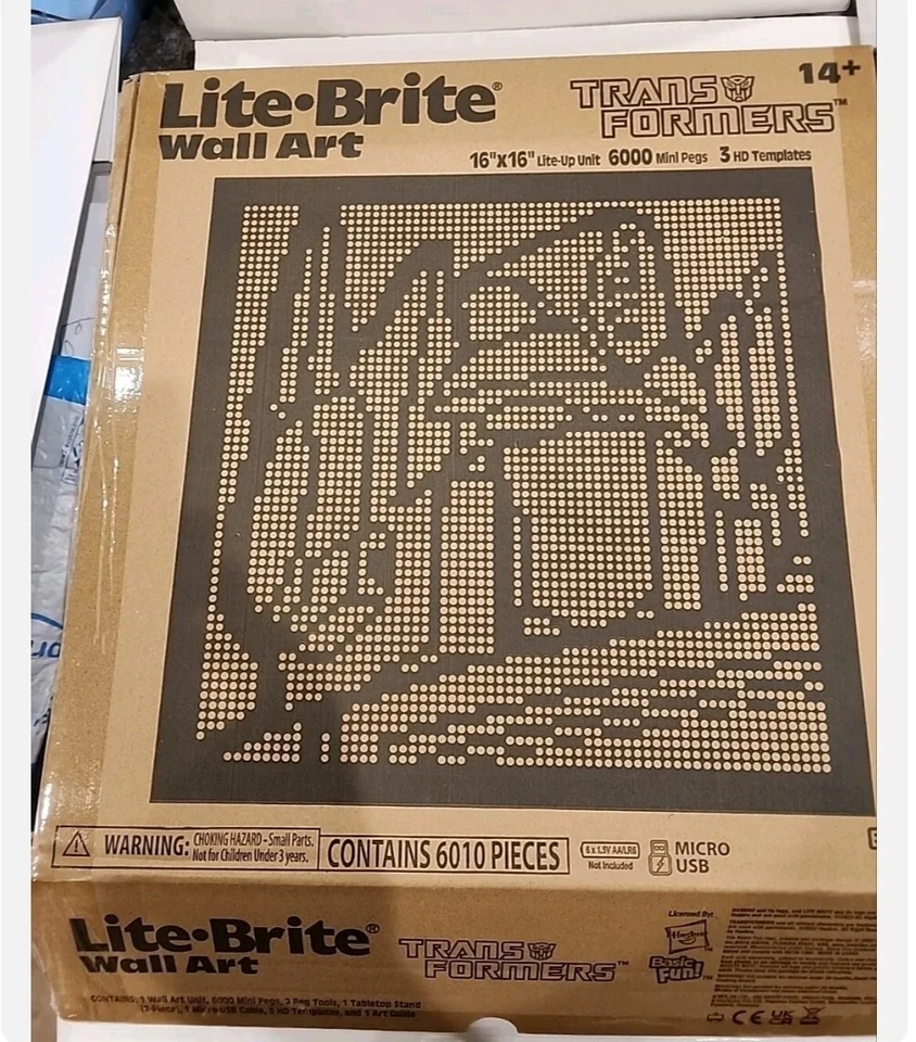 HASBRO 2022 TRANSFORMERS LITE BRITE ARTE DE PARED SELLADO CAJA DE ENVÍO ORIGINAL Foto 2 de 4