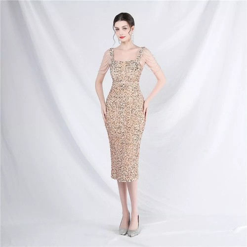 Etuikleid Kleid Frau Elegant Strass Rückenfrei Kurz Gold Satin 08758 ...