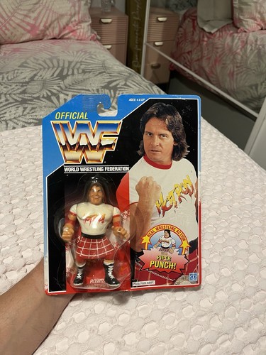 WWF Hasbro ROWDY RODDY PIPER  On Card...