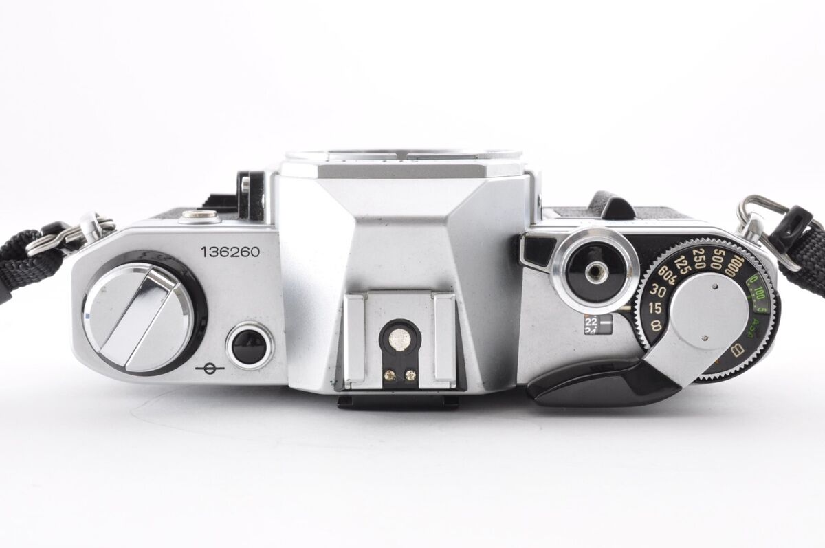 Canon AE-1 Silver / New FD 35-70mm f/4 Exc+5 by DHL or Fedex Canon AE-1 Silver / New FD 35-70mm f/4 Exc+5 by DHL or Fedex