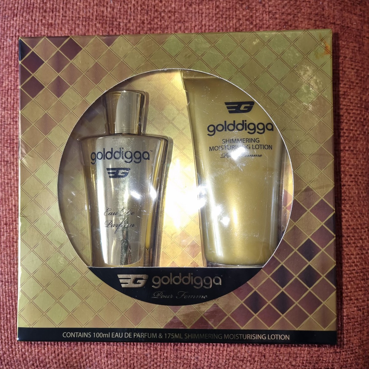 Golddigga EDP 100ml Shimmering Moisturising Lotion 150ml Gift