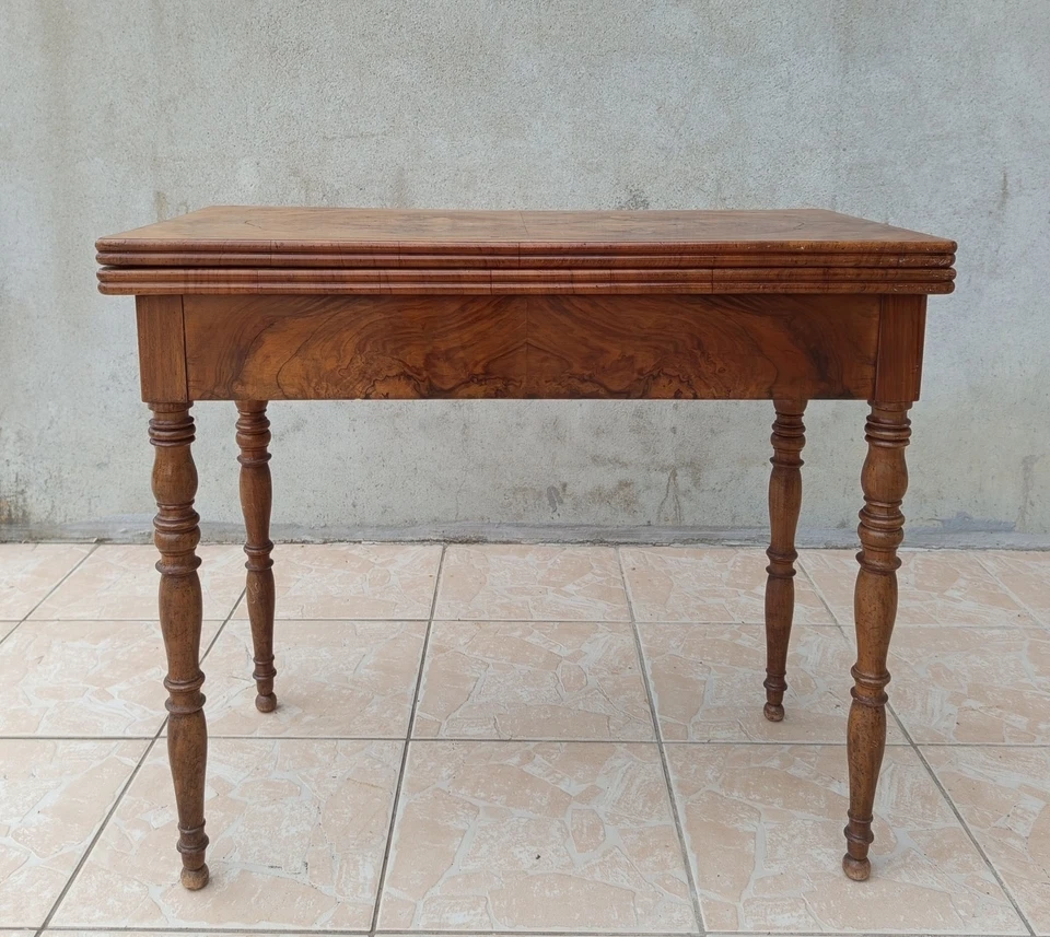 Table à jeux Louis Philippe en ronce de noyer - Photo 2/4