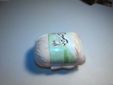 Sugar N Cream Yarn 24010 Camomile 2 OZ medium 4